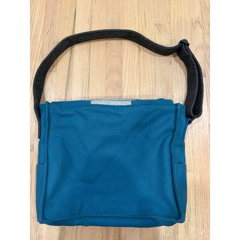 All wool messenger bag made by Pallas textiles